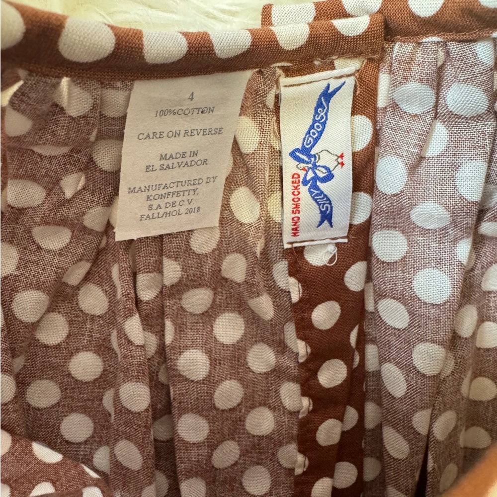 Smocked pumpkin/fall/thanksgiving dress - polka dots - brown and white - Picture 5 of 5
